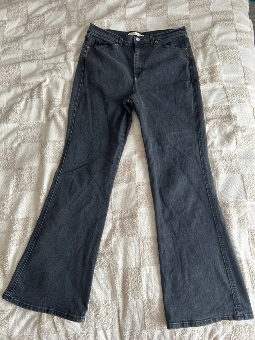 Signature by Levi Strauss Heritage High Rise Flare Jeans Size: 10 - W30